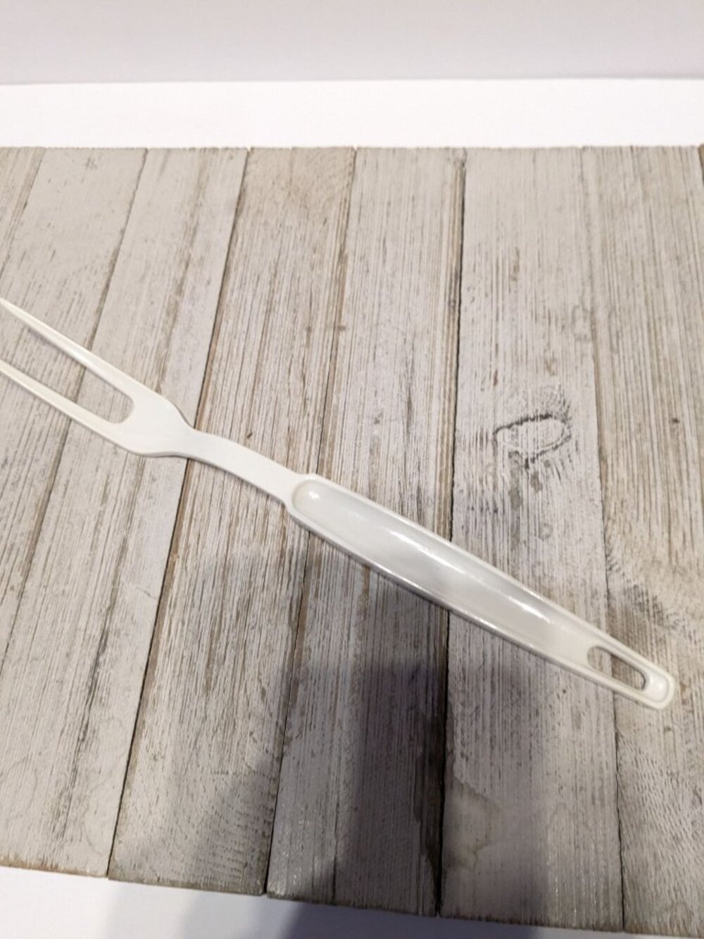 Vintage Ekco White Nylon Plastic Meat Turning Fork 11"